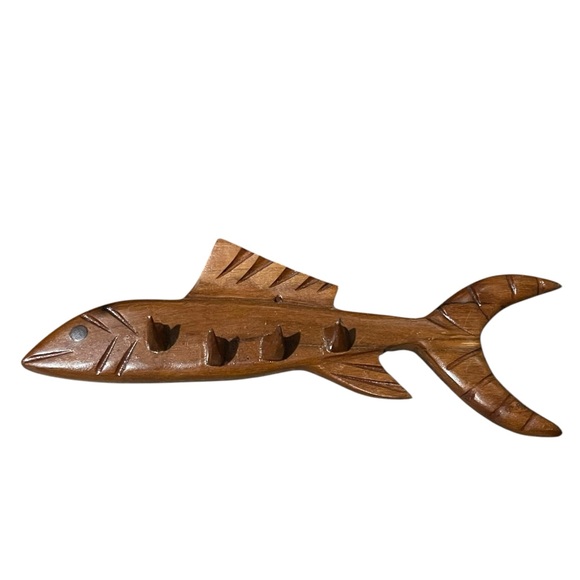 Hand Carved Wooden Fish Key Hanger Holder - Picture 1 of 4
